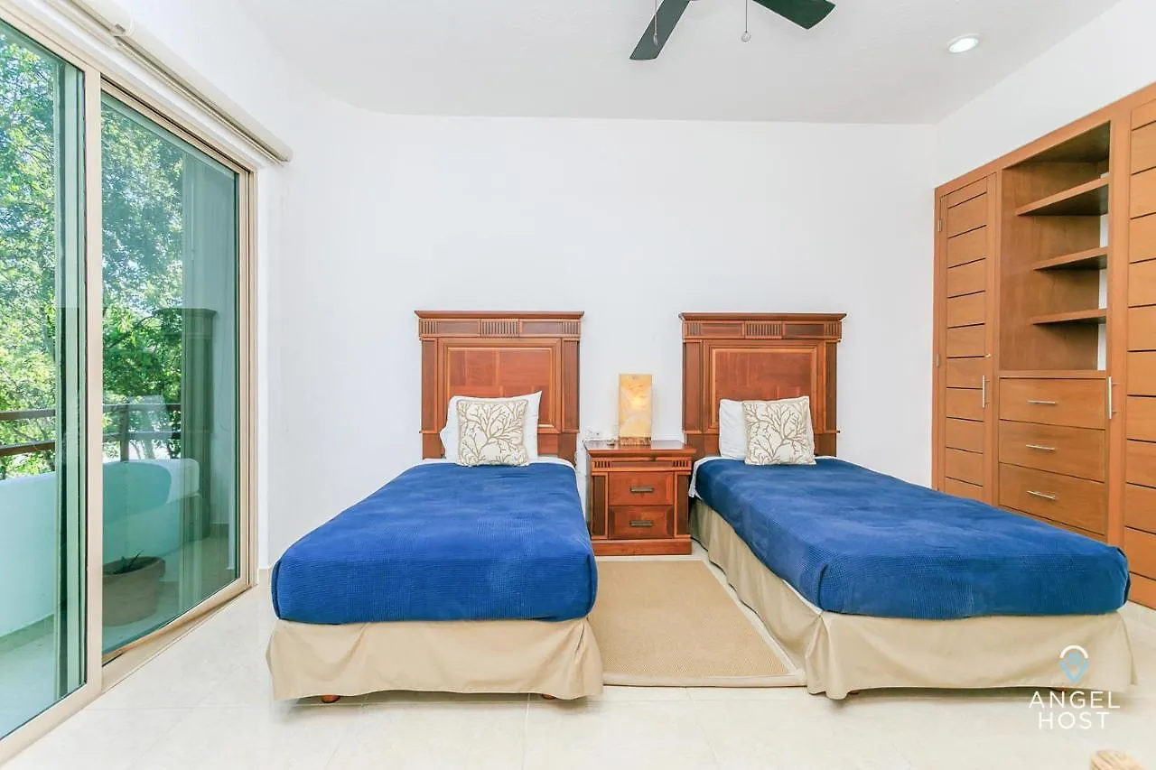 Condos Perfectly Situated Between The Beach & Tulum Town By Stella Rentals Apartamento