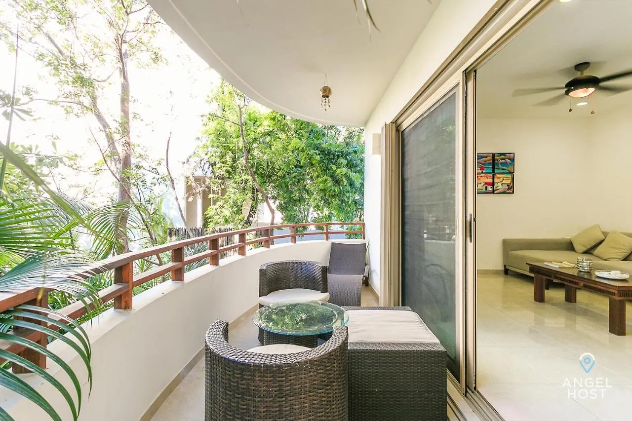 Condos Perfectly Situated Between The Beach & Tulum Town By Stella Rentals Διαμέρισμα