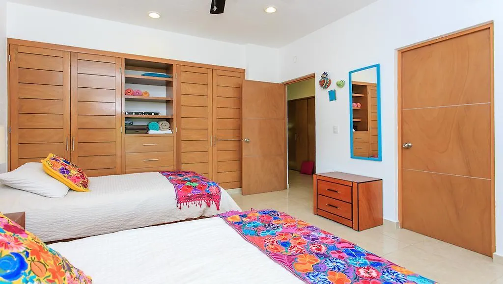 Condos Perfectly Situated Between The Beach & Tulum Town By Stella Rentals Μεξικό